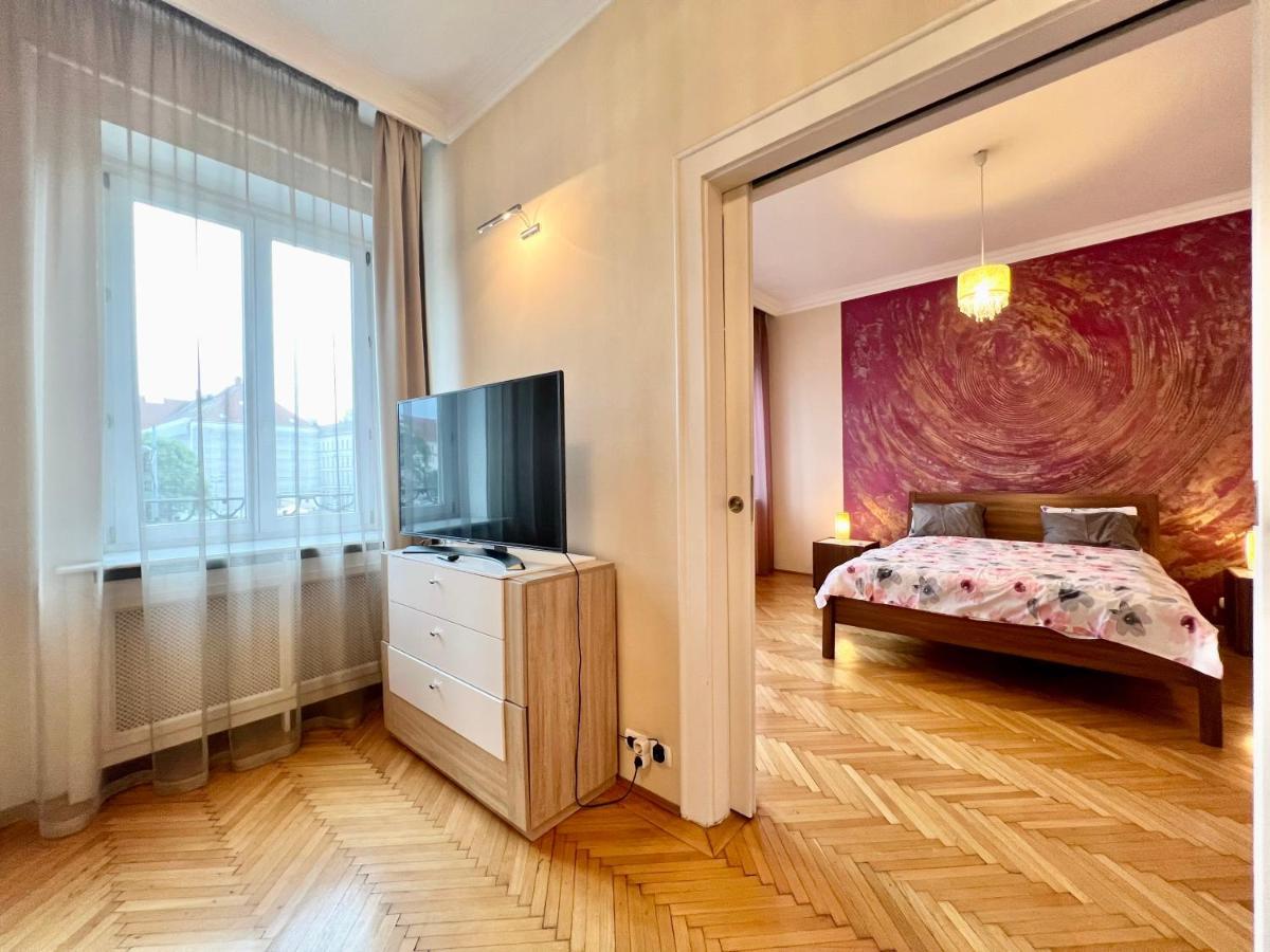 Exclusive Colourful Flat In The City Budapest Exteriör bild