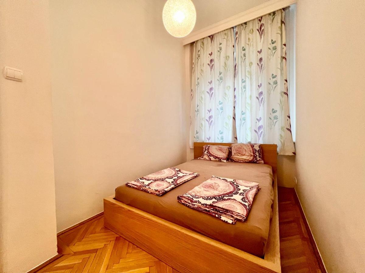 Exclusive Colourful Flat In The City Budapest Exteriör bild