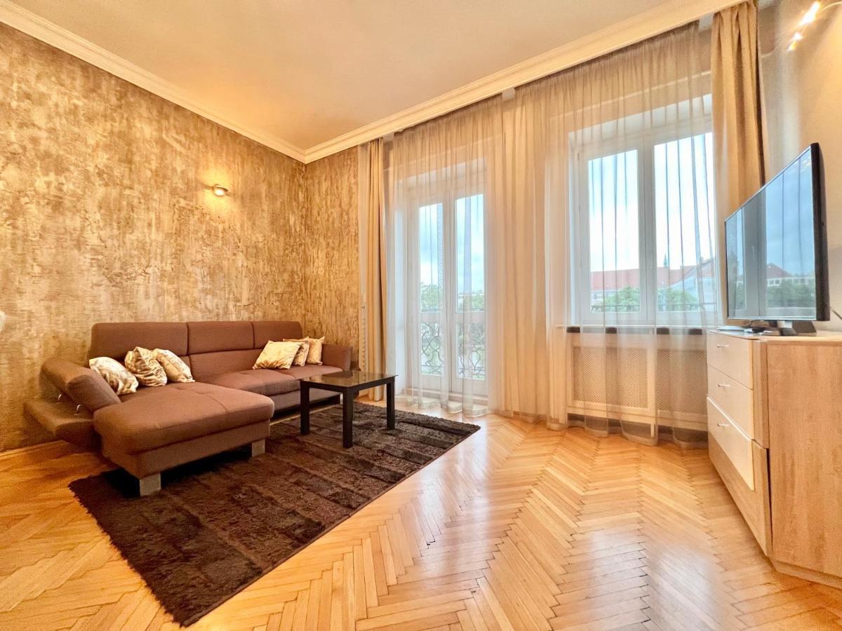 Exclusive Colourful Flat In The City Budapest Exteriör bild